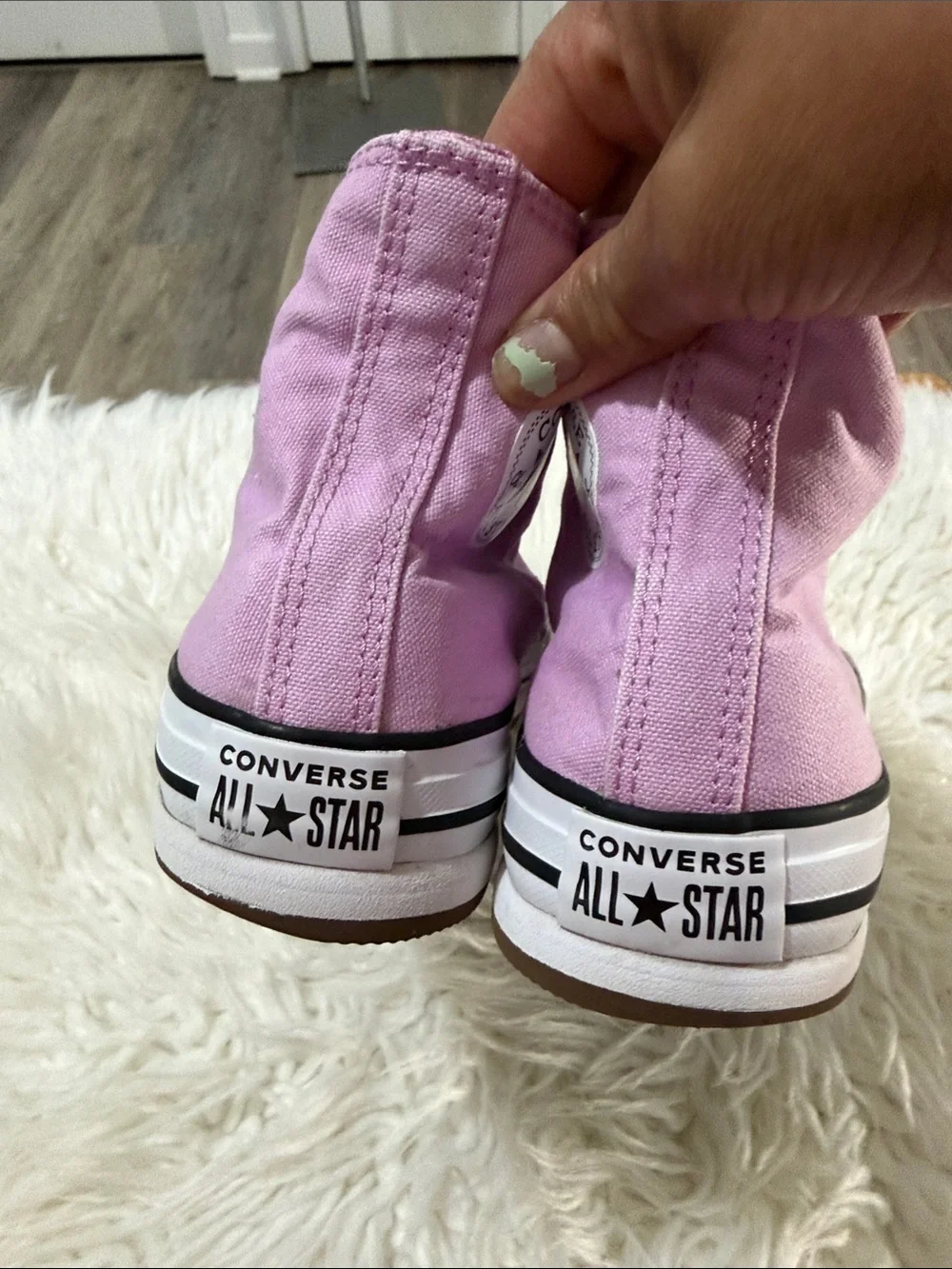 Converse Pink High-Top Canvas Sneakers for Women Size 5 Kids Or 8.5 Women’s - Picture 3 of 10